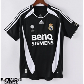 Real Madrid 2006-2007 Retro Venkovní Dres Krátký Rukáv Real Madrid 2006-2007 Retro Venkovní Dres Krátký Rukáv